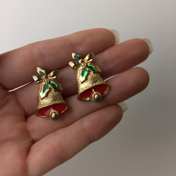 Vintage Christmas Bells Gold Tone Clip On Earrings - Picture 7 of 8